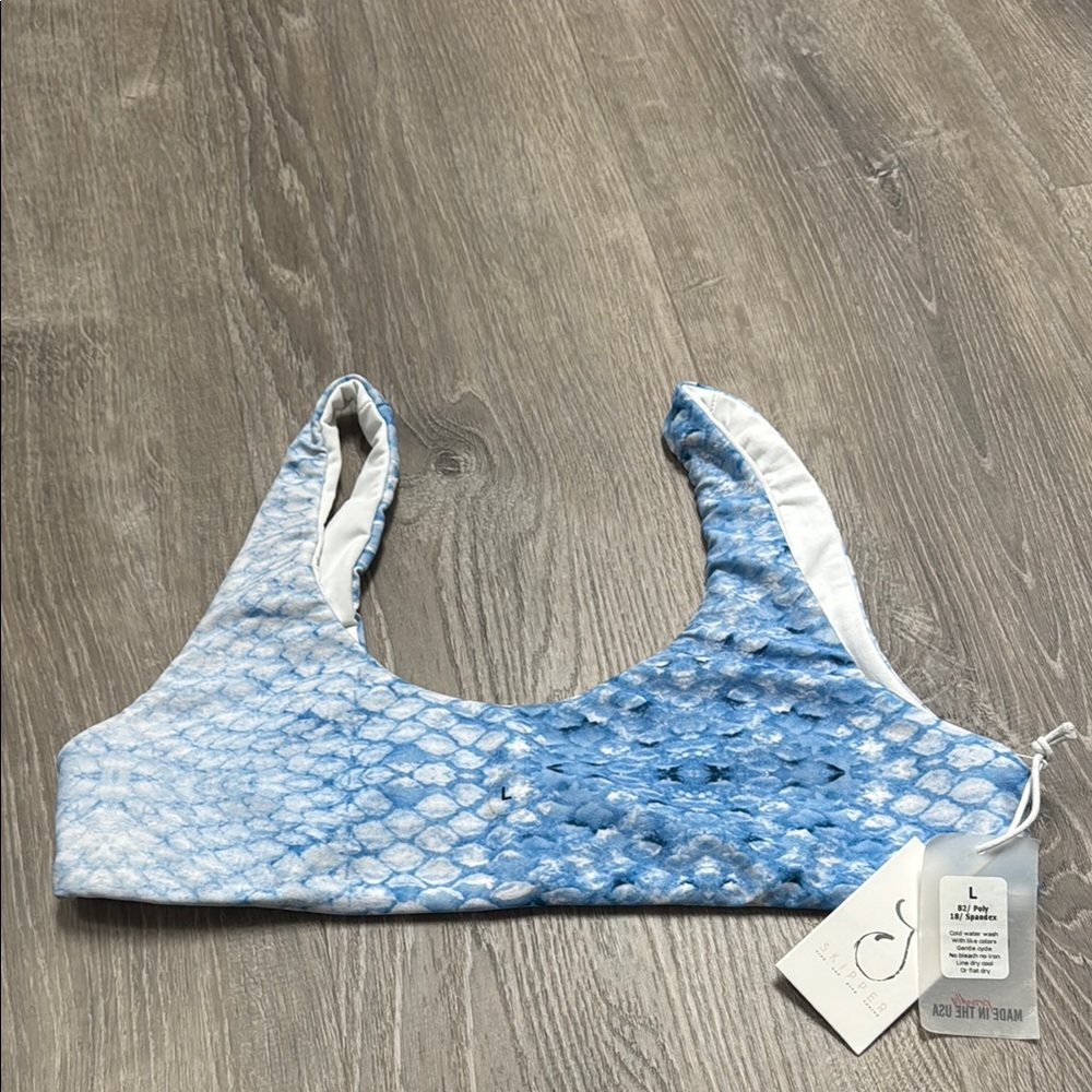 Reel Skipper Classic Blue Scale Bikini Top L NWT